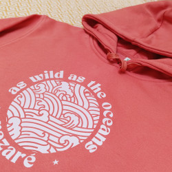 Hoodie Estampado "As Wild As The Oceans"